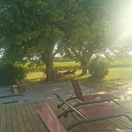 Of Happiness Prázdninový dům *